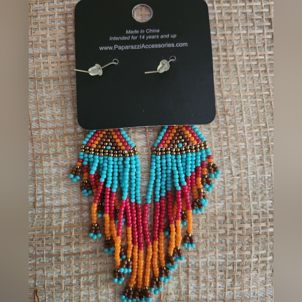 Colorful Beaded Dangle Earrings Native American Style - Picture 6 of 9